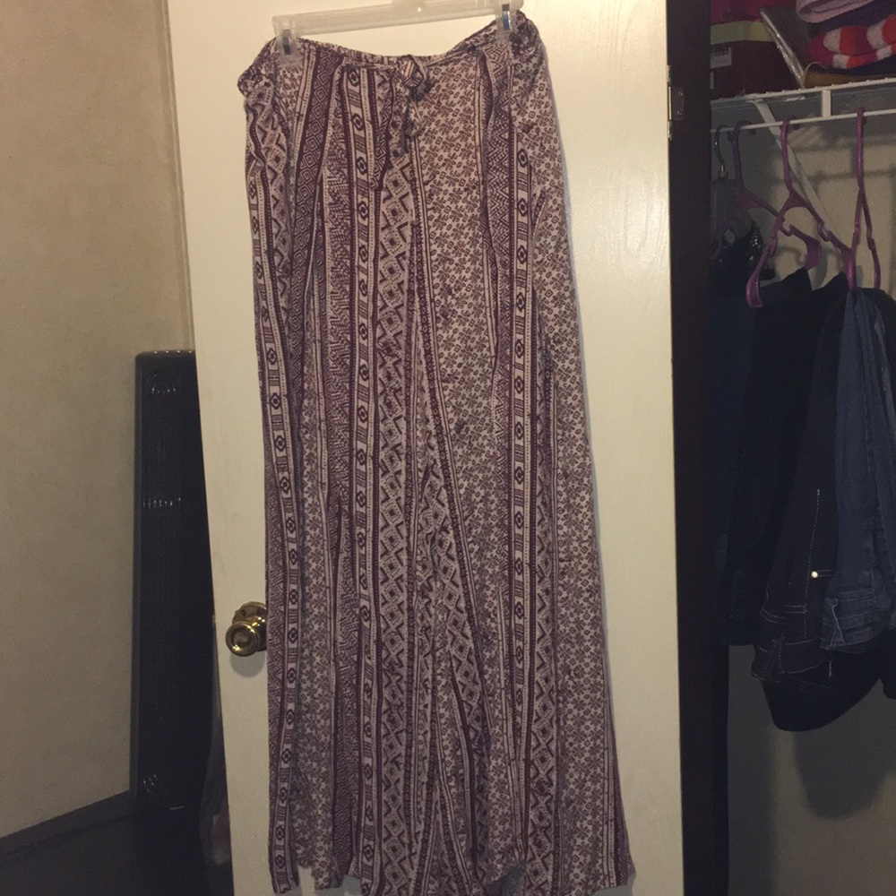 Wide leg pants